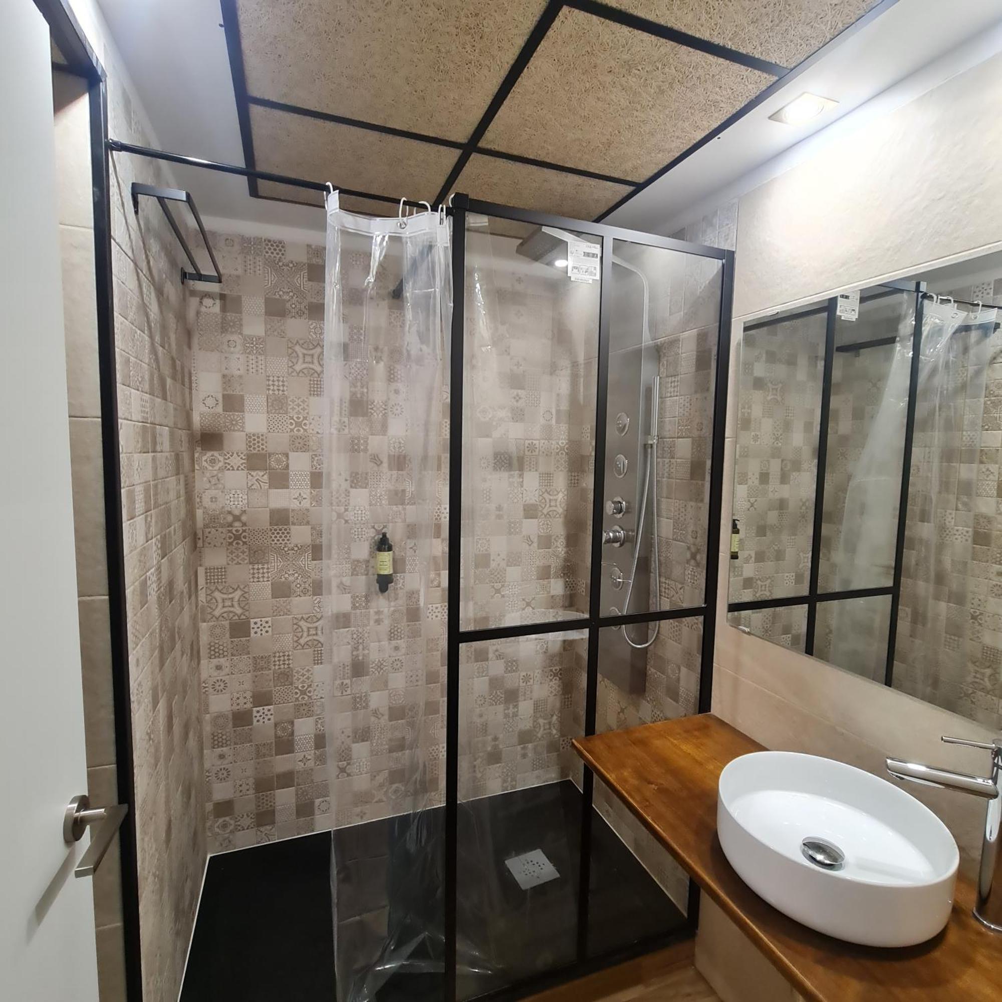 Luxury Green Hostal Madrid Gran Via Esterno foto
