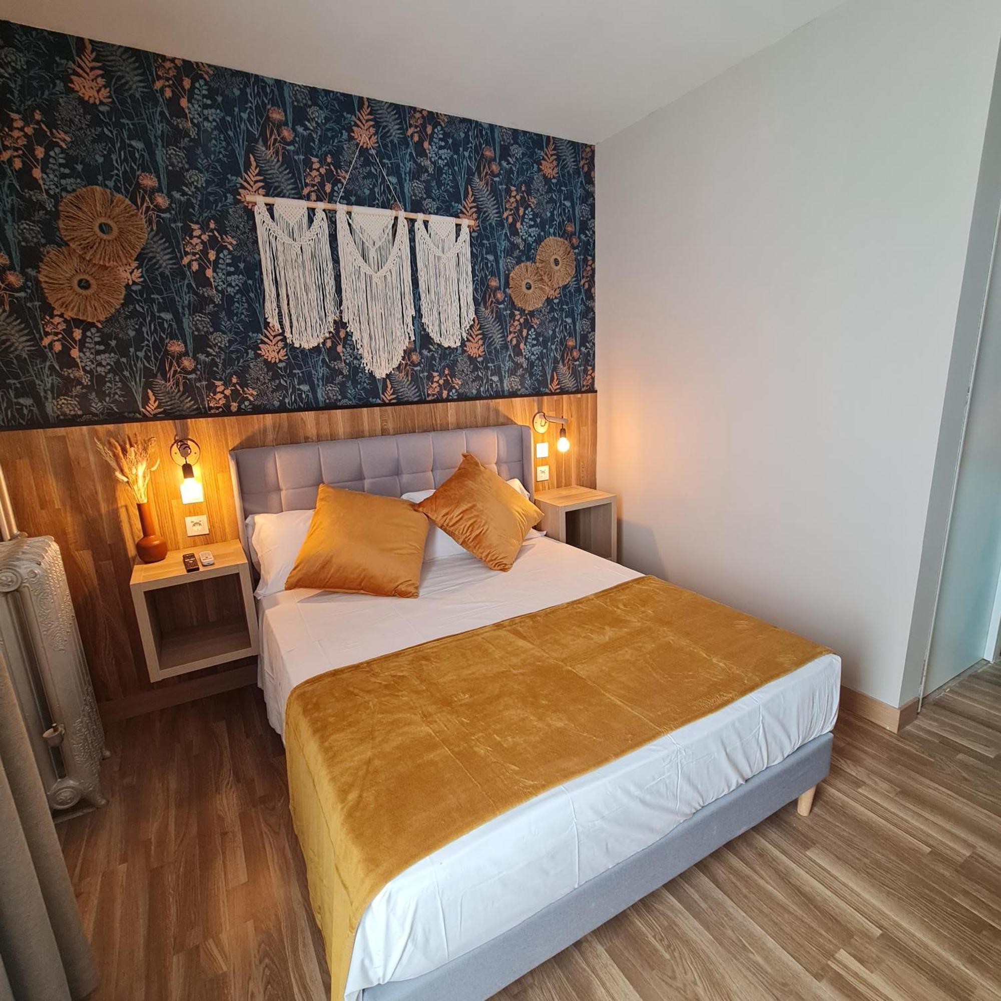Luxury Green Hostal Madrid Gran Via Esterno foto